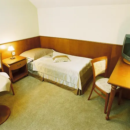 Hotel Park Tartuf 3*