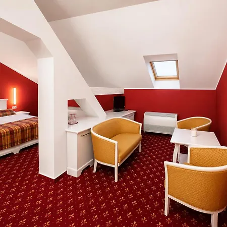 Hotel Park Tartuf 3*