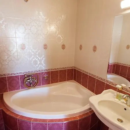 Park Tartuf Hotel Beladice